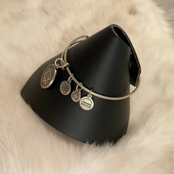 ALex and Ani Star of David Bangle Bracelet Silver Tone Metal Adjustable 6044 - Picture 3 of 12